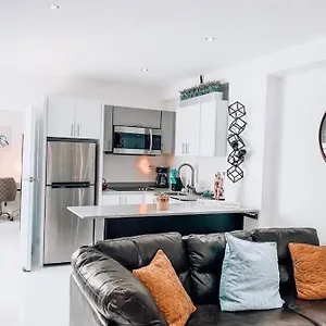 Apartment Luxe N Cozy 2br Isla Verde Apt With Kingbed+ac+wifi, San Juan